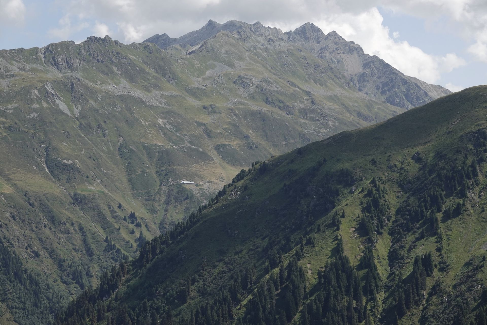 Börterhütte unterhalb des Valzifenzer Grats